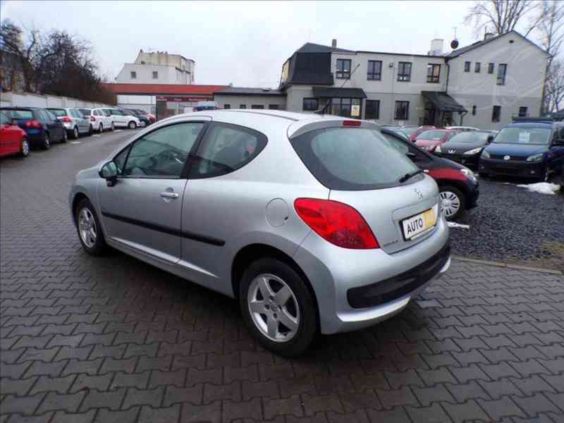 Peugeot 207 1,4 16V KLIMA - foto 3