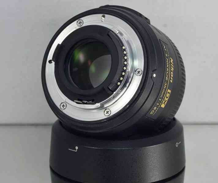 Nikon AF-S Nikkor 35 mm f/1.8 G **DX + UV FILTR - foto 4