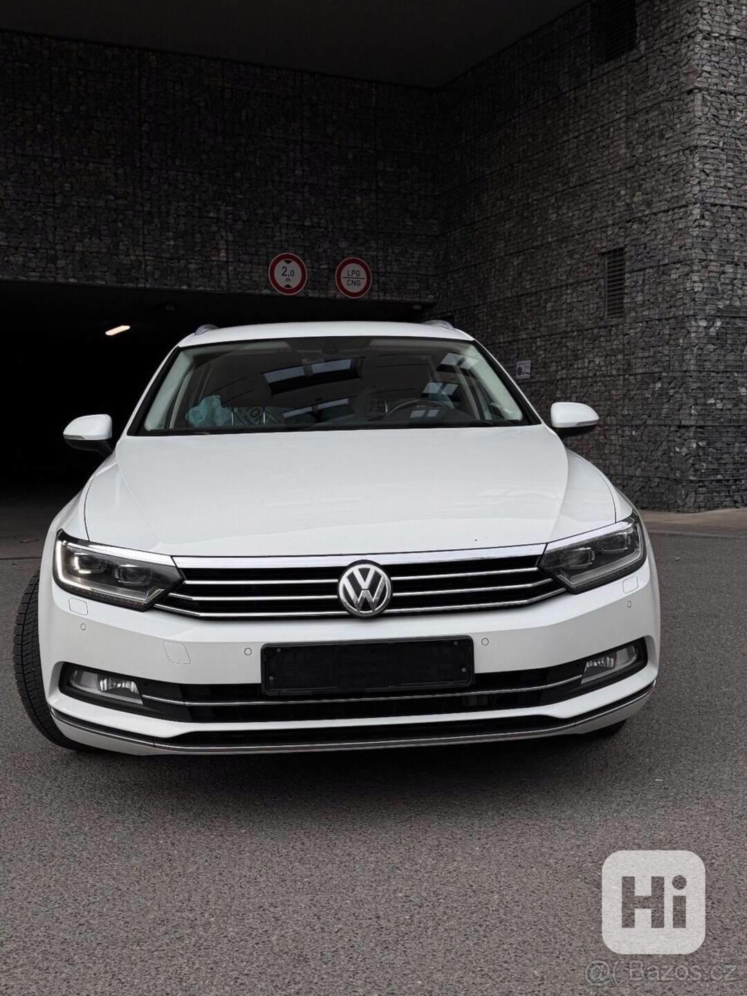 Volkswagen Passat 2,0 - foto 1