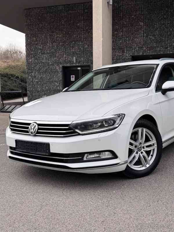 Volkswagen Passat 2,0 - foto 2