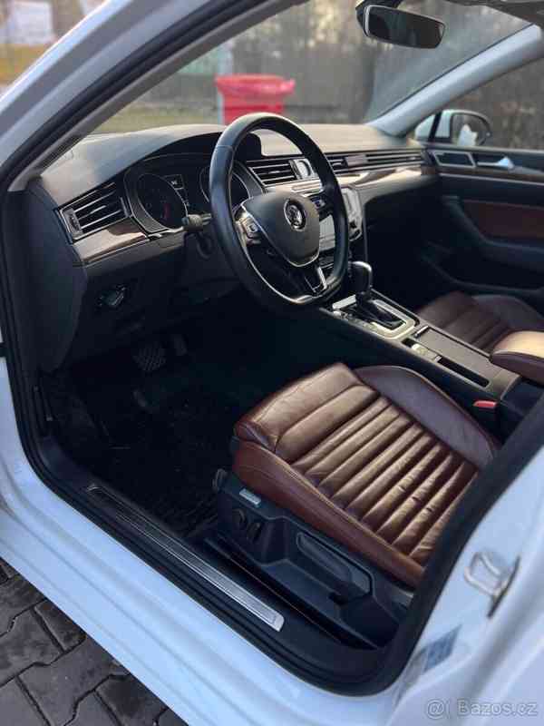 Volkswagen Passat 2,0 - foto 9