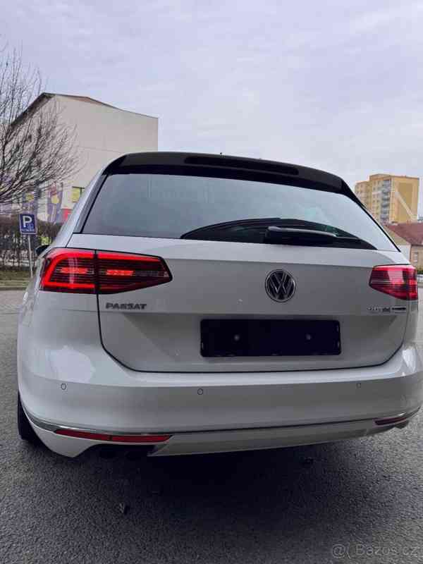 Volkswagen Passat 2,0 - foto 13