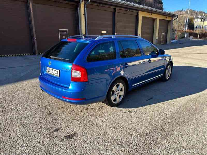 Škoda Octavia 2,0   2 RS TDI CR Combi, 125kw, DSG - foto 6