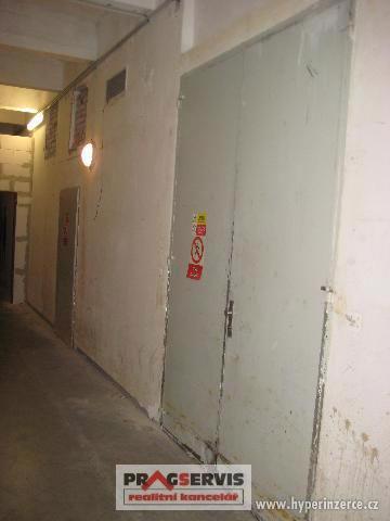 Sklad 100m2, Praha 8 Karlín - foto 3