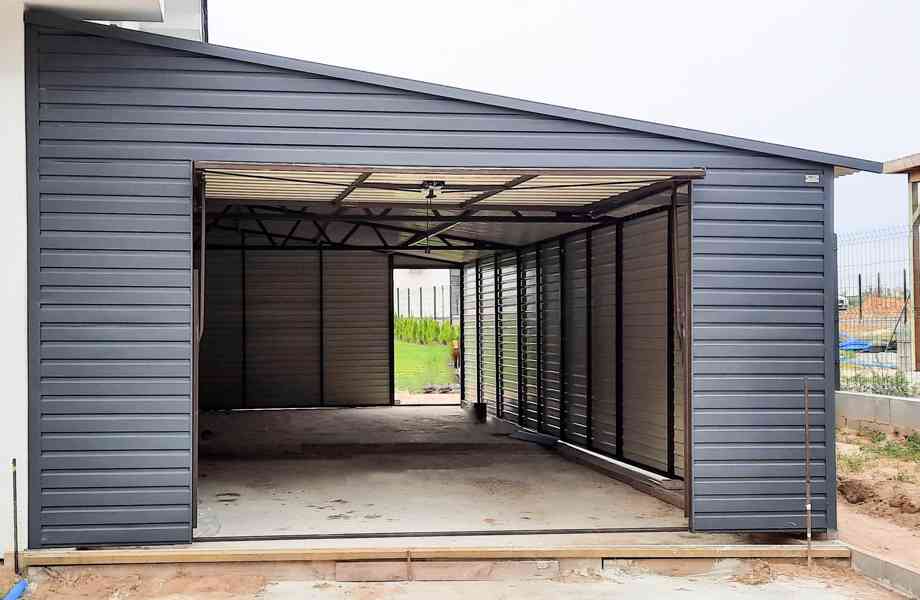 Plechová garáž 5x8m bočni spád výklopná vrata + dveře TS291 - foto 2