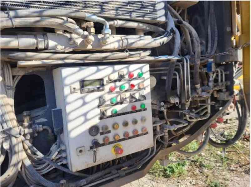 40t drtič čelist 250-270t/h mobil AtlasCopco PC2 - foto 5