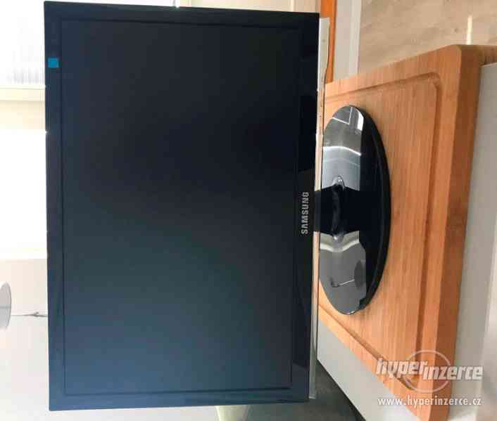 20" LCD monitor Samsung 2053BW - foto 1