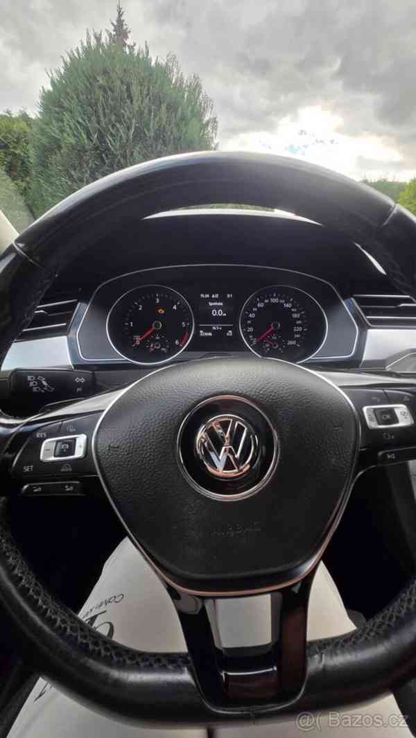 Volkswagen Passat 1,6   TDI, automat 2017 - foto 7