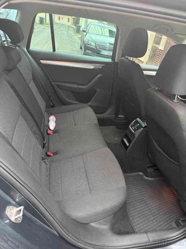 Škoda Octavia 1,6   3 styl plus - foto 8