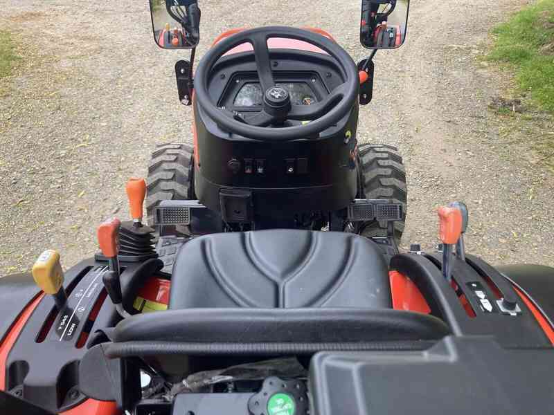 MITSUBISHI STARTRAC 26HP COMPACT TRACTOR WITH TOPPER - foto 6
