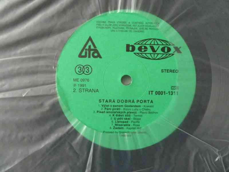 Various – Stará Dobrá Porta (LP) - foto 3