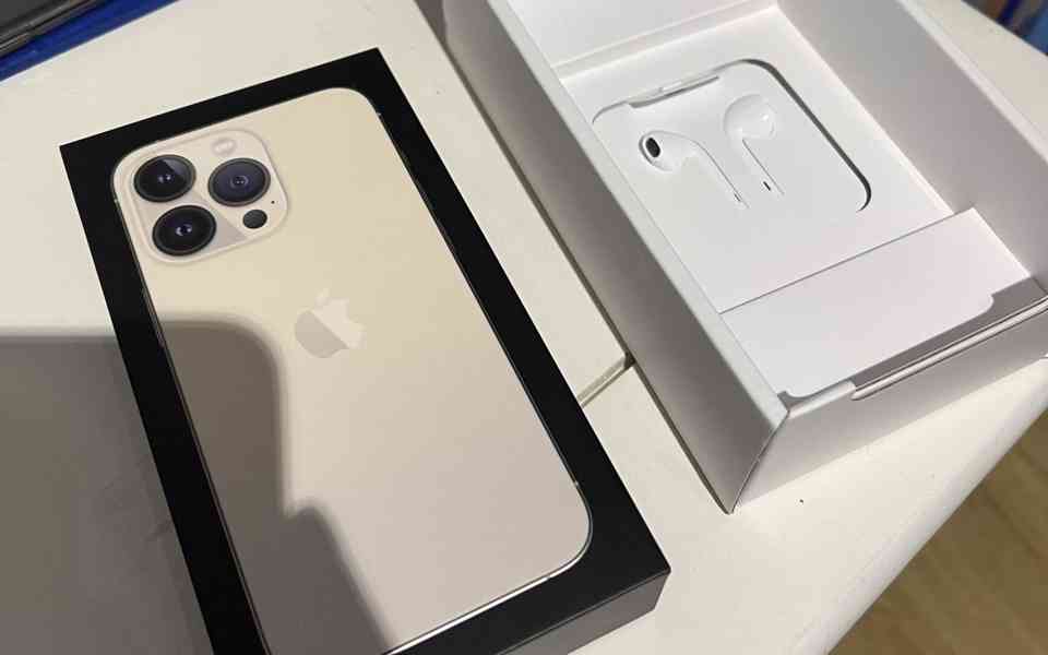 Apple iPhone 13 €750 Euro
