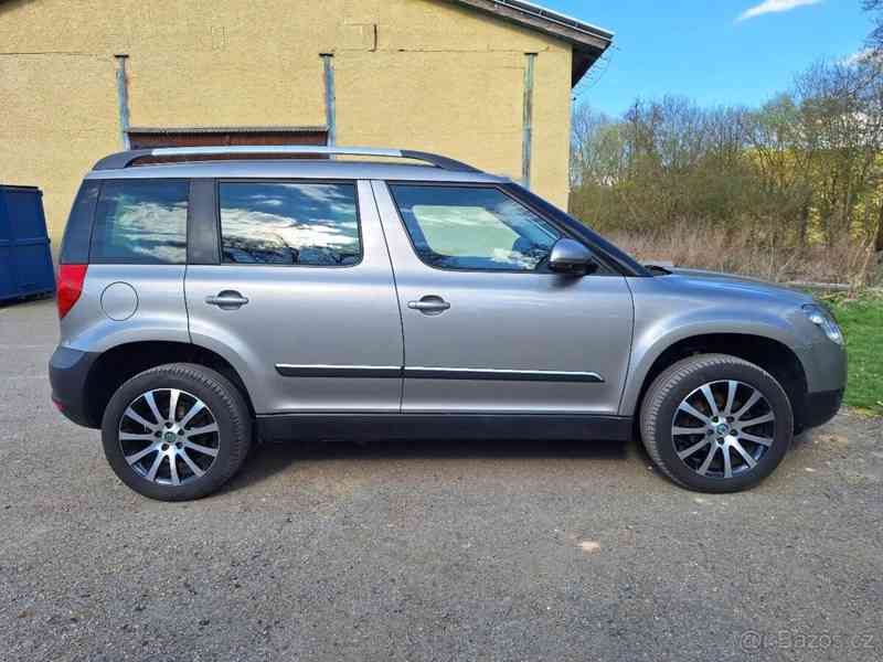 Škoda Yeti 1.2 TSI krásný stav - foto 7