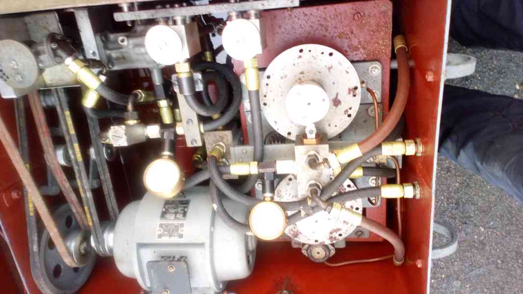 Jednotka hydraulická - foto 4
