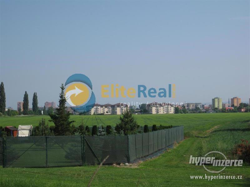 Prodej pozemku 7 707m2 Olomouc - Slavonín - foto 1