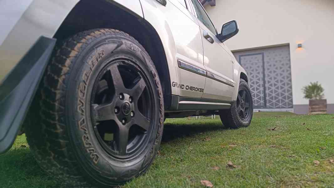 JEEP GRAND CHEROKEE 4.7 V8 LIMITED - foto 19