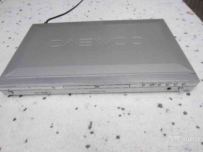DVD přehrávač Daewo DV800 - foto 1