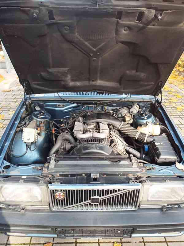 VOLVO 760 GLE 2.8l V6 - foto 3