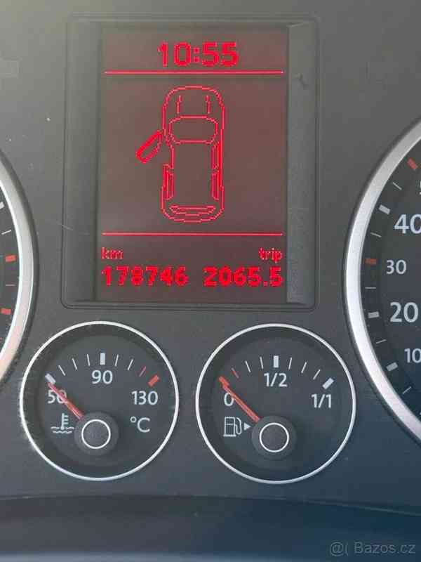 Volkswagen Tiguan 1,4   tsi. 110kw 4x4 - foto 8