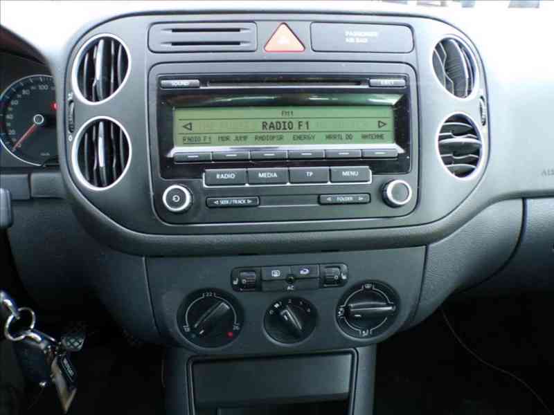 Volkswagen Golf Plus 1,4 TSI - foto 7
