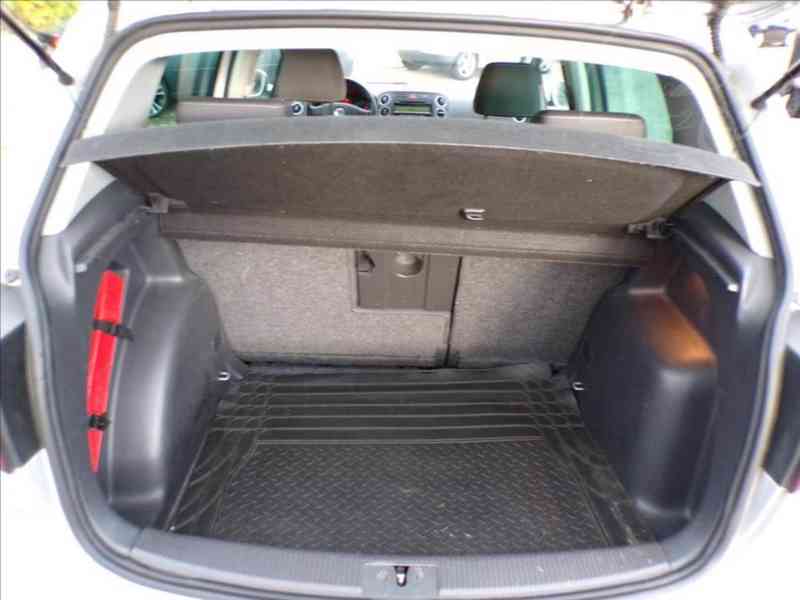 Volkswagen Golf Plus 1,4 TSI - foto 11
