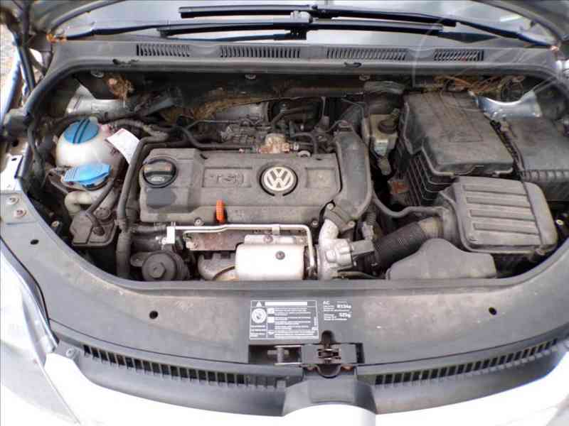 Volkswagen Golf Plus 1,4 TSI - foto 15