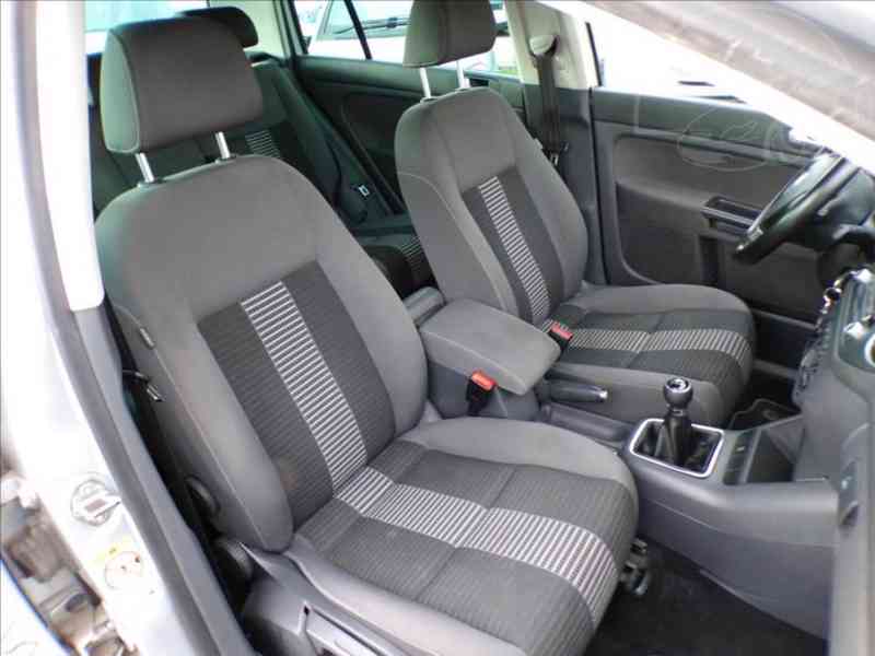 Volkswagen Golf Plus 1,4 TSI - foto 14