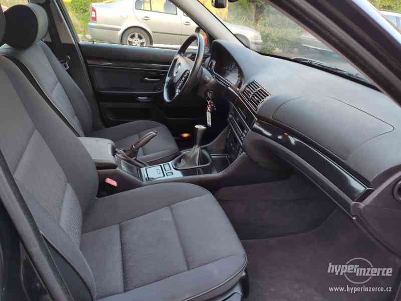 Bmw e39 520i 125kw manuál touring - foto 8