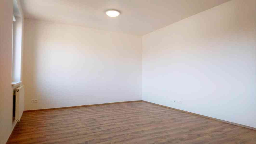 Podnájem 1+kk, 40m2+sklep (LBC - Františkov, ul. Švermova) - foto 4