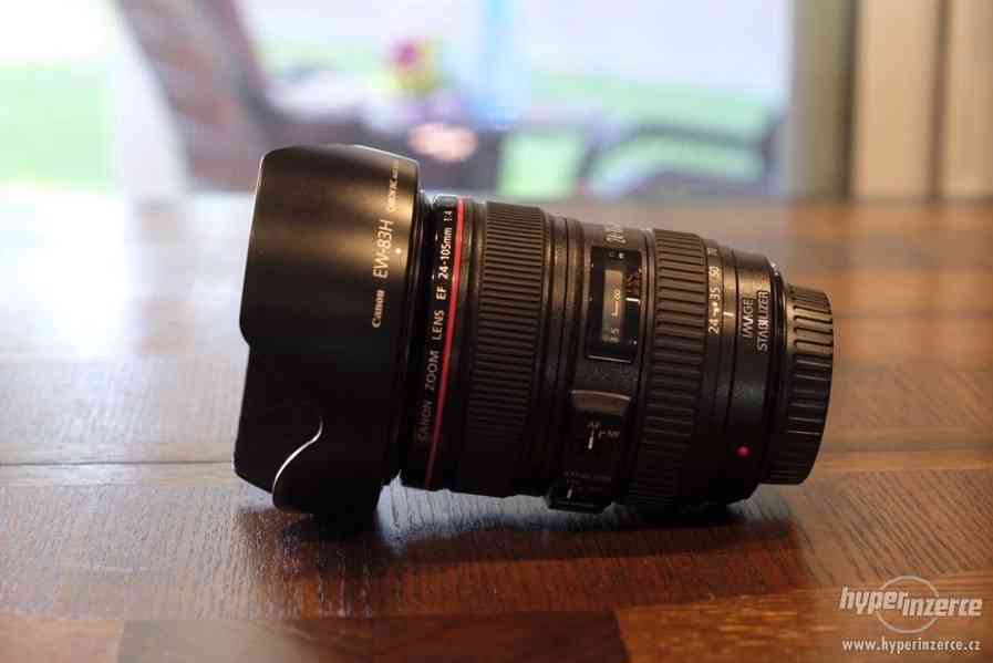 Canon EOS 5D Mark IV s objektivem a bleskem - foto 6