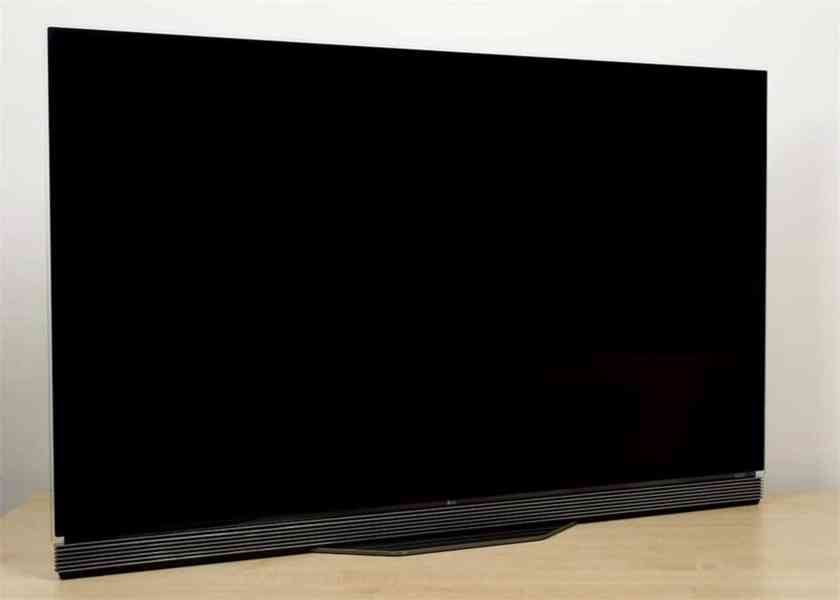 LG OLED55E6V smart TV 3D 4K + archiv 3D filmů 139 cm (55" - foto 10