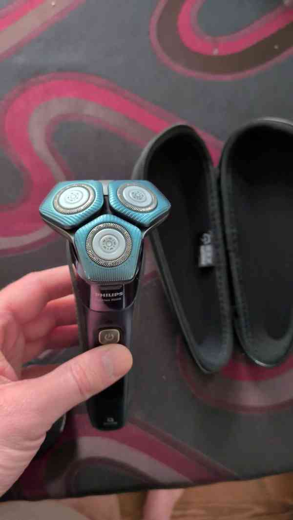 Holicí strojek Philips Series 7000 S7786 - foto 3