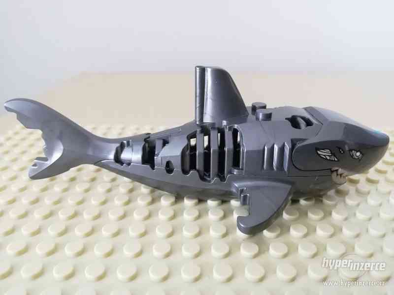 Figurky žraloků 3x (Piráti z Karibiku) - foto 8