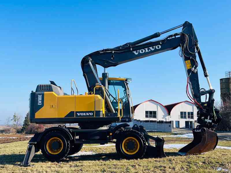 Kolové rypadlo Volvo EW180E (Možnost leasingu) - foto 5
