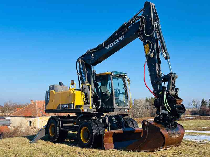 Kolové rypadlo Volvo EW180E (Možnost leasingu) - foto 6
