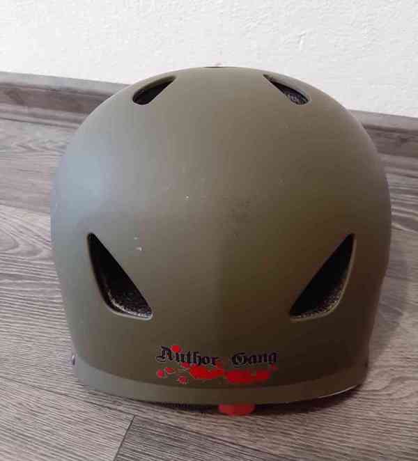 Prodám helmu vel. M - foto 3