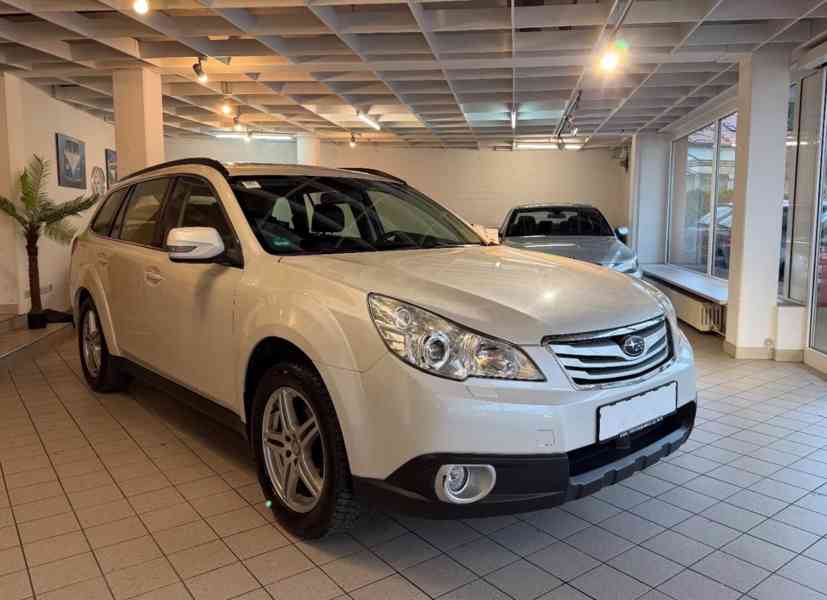 Subaru Outback 2,5i 4x4 benzín/LPG 123kw - foto 3