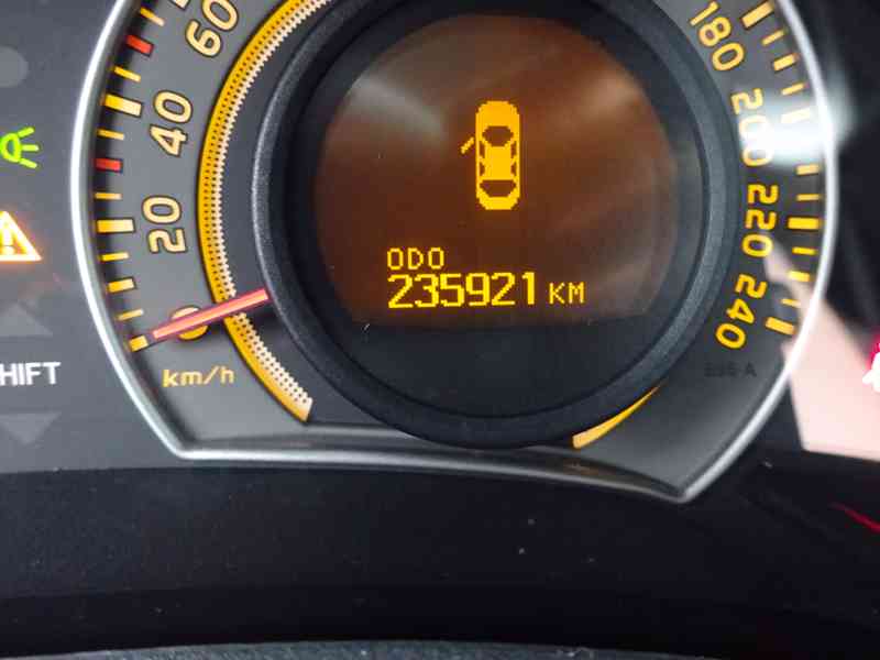 Toyota Auris 1.6 VVTi r.v.2007 (91 kw) Koupeno v ČR - foto 7