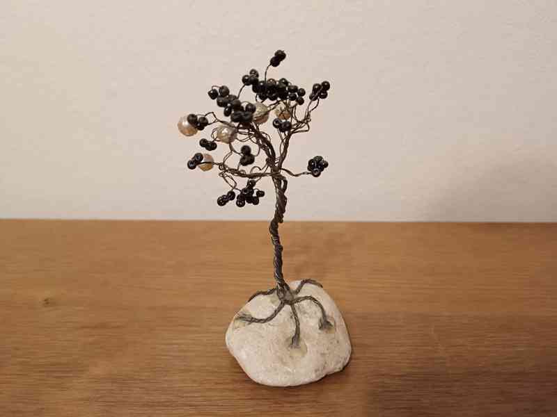 Dva stromečky a váza - foto 3