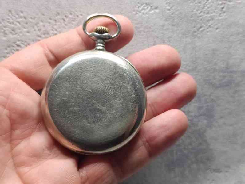 DOXA švýcarské kapesní hodinky, erotický motiv, medaile - foto 8