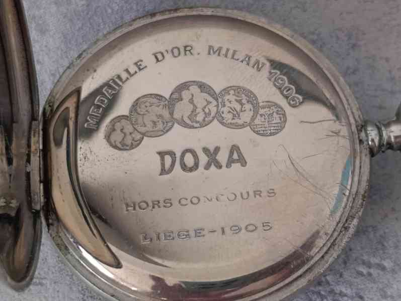 DOXA švýcarské kapesní hodinky, erotický motiv, medaile - foto 7
