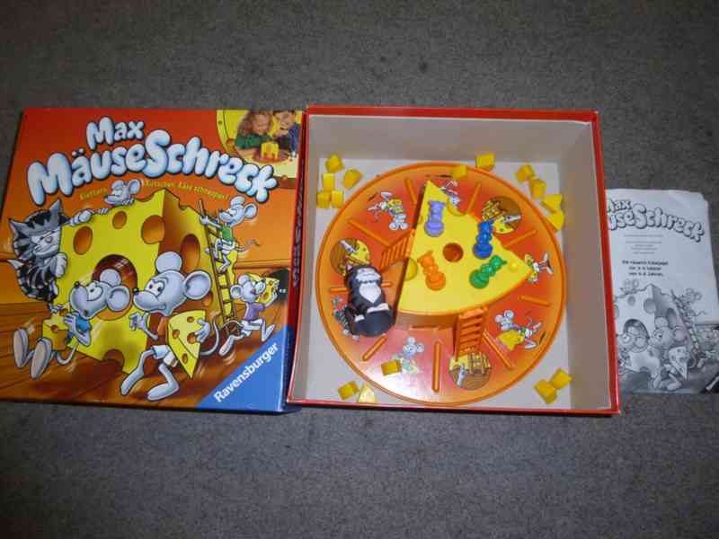 Společenské hry pro celou rodinu. Různé druhy. Velký výběr - foto 17