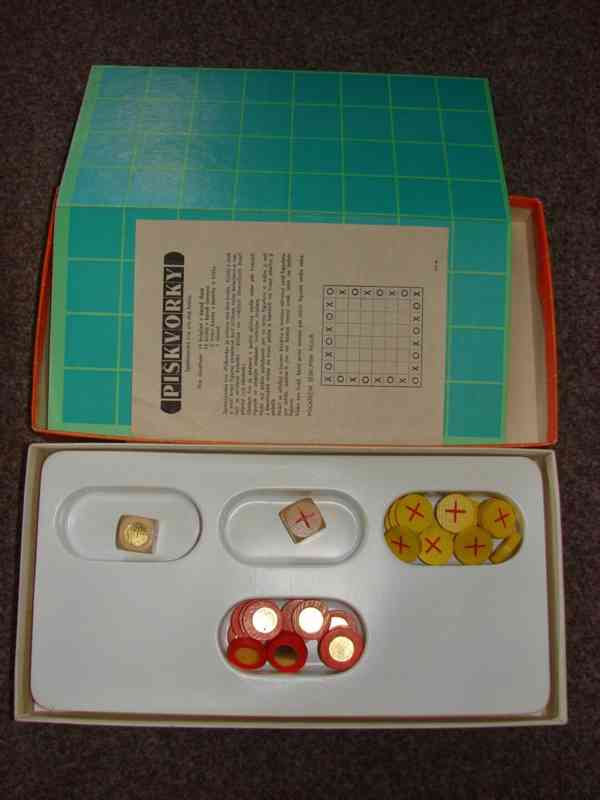 Společenské hry pro celou rodinu. Různé druhy. Velký výběr - foto 33