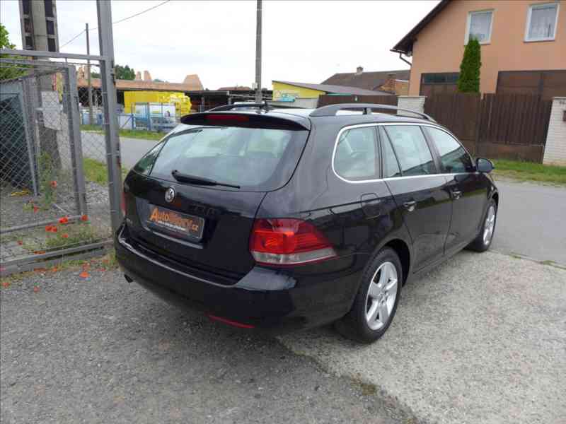 Volkswagen Golf 1,2 TSI DIGI AC, PDC, SERVIS - foto 3