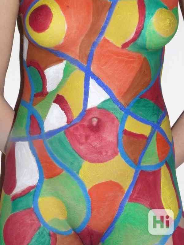 Výtvarník hledá modelku na bodypainting - foto 2