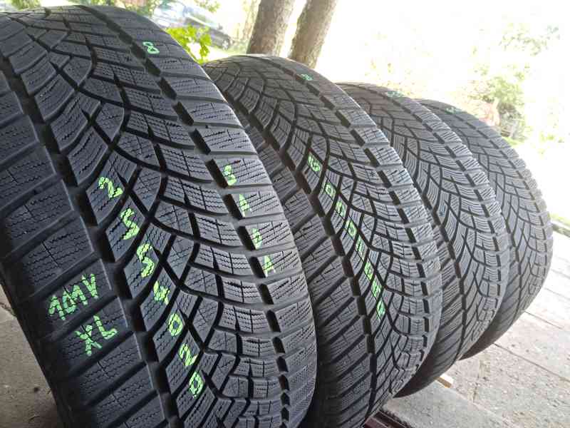 Zimní pneu 4kusy 255/40/20 vzorek 99% GOODYEAR - dobírka - foto 2