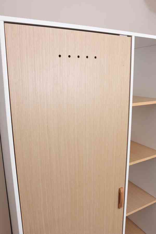 Dětská šatní skříň POPPY - bílá, skandinávský styl, Mobelix - foto 10