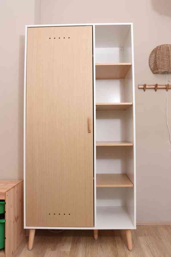 Dětská šatní skříň POPPY - bílá, skandinávský styl, Mobelix - foto 2