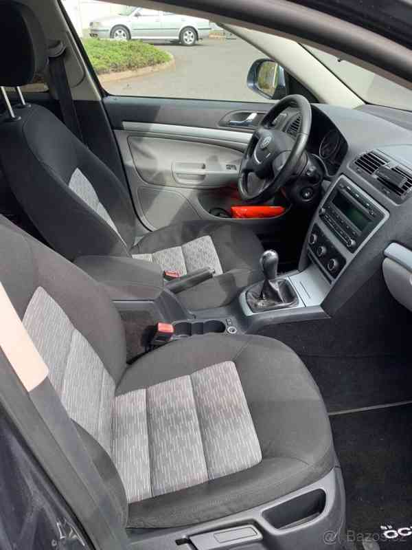 Škoda Octavia 1,6   2 Facelift (manuál, benzin) - foto 8