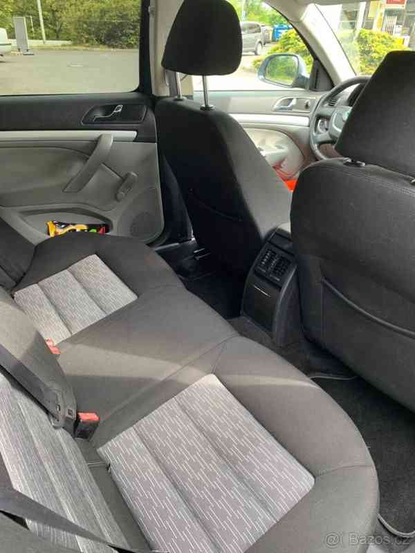 Škoda Octavia 1,6   2 Facelift (manuál, benzin) - foto 2